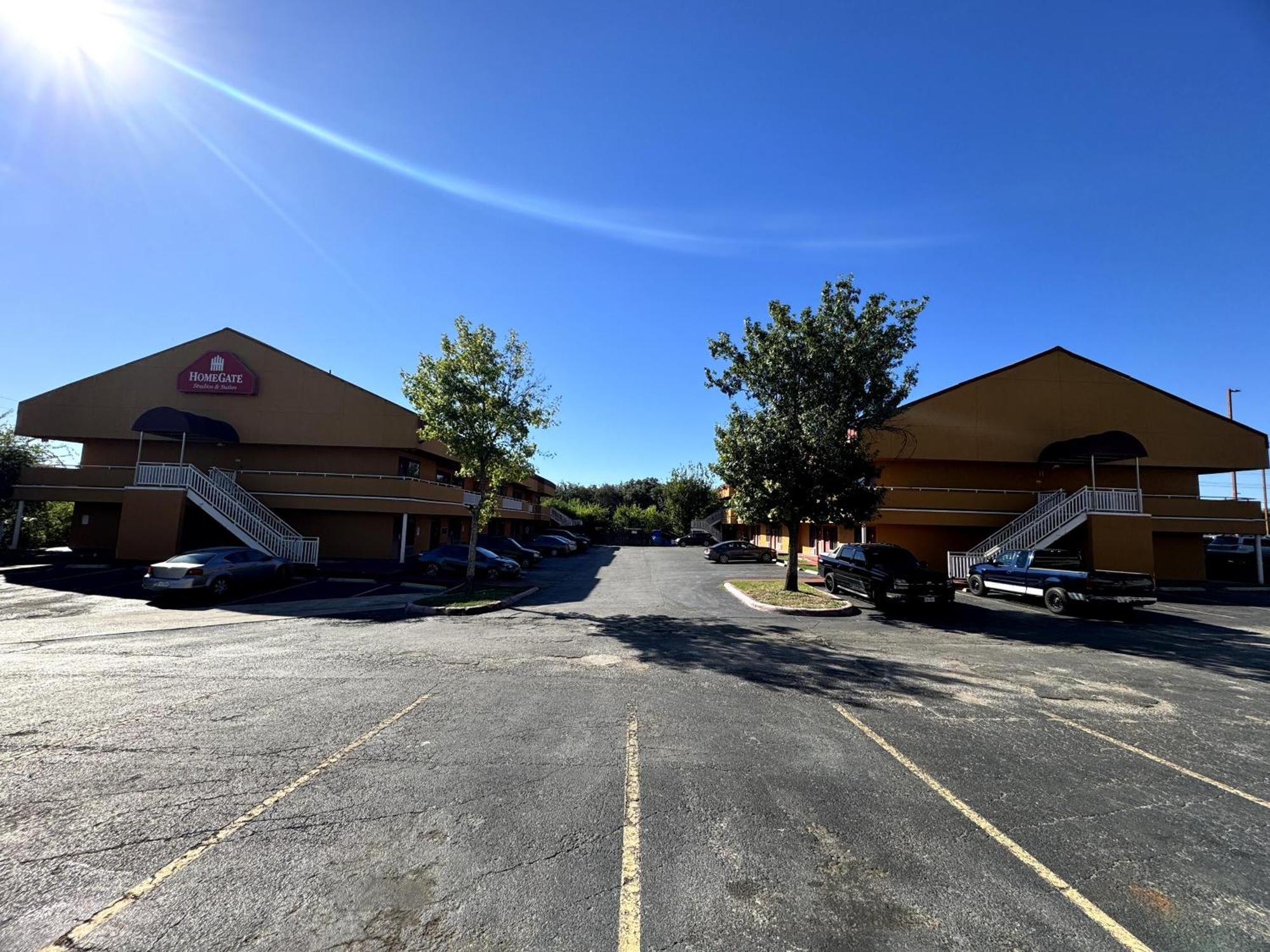 Homegate Studio And Suites San Antonio Eksteriør billede